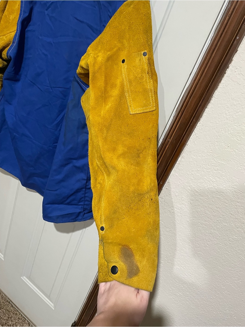 Men's Welding Jacket in Blue with Yellow Leather Sleeve Panels - Picture 10 of 13